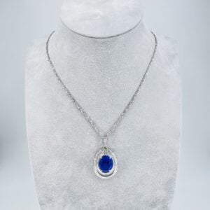 collana in oro bianco con tanzanite e diamanti