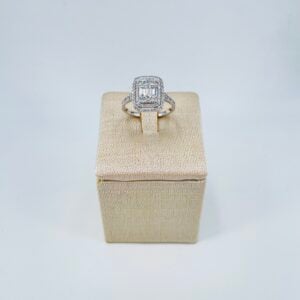 Anello in oro bianco con diamanti Gianni Carità