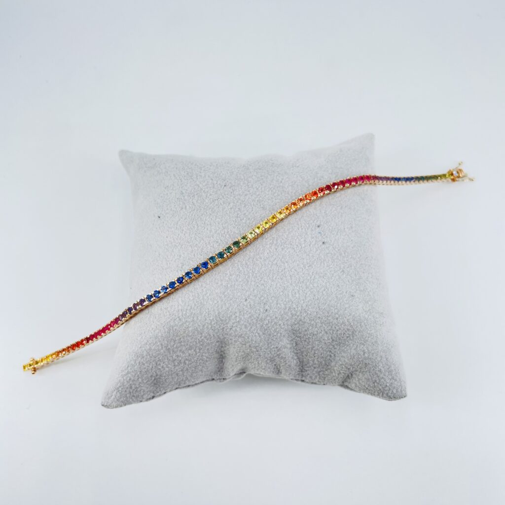 Bracciale tennis in oro giallo 18KT (750) con corindoni naturali varietà zaffiri multicolor