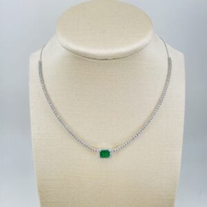 Collana in oro bianco 18KT con smeraldo e diamanti Gianni Carità