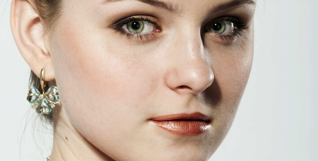 orecchini-pendenti-viso-tondo