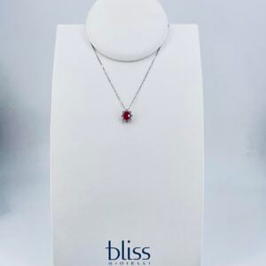 Collana in oro bianco 18KT a margherita con rubino e diamanti