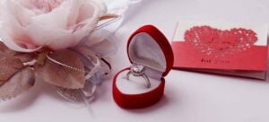 modi romantici per regalare un anello